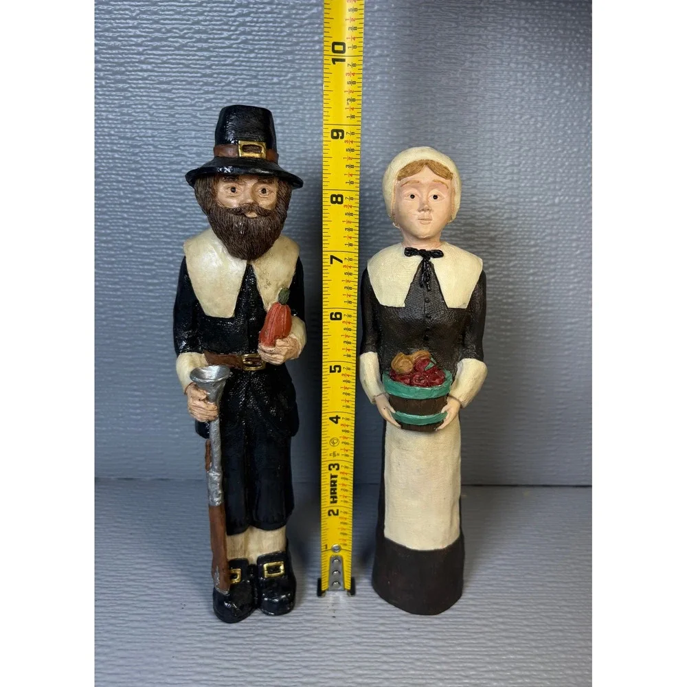 Vintage 1991 Wangs International Pilgrim Couple‎ Thanksgiving Figurines 9.5